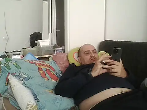 vitalik66679 - Vitalik66679's free webcam - UK Sex Cams