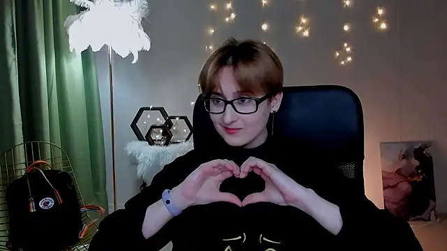 lixeluna - LixeLuna's free webcam - UK Sex Cams