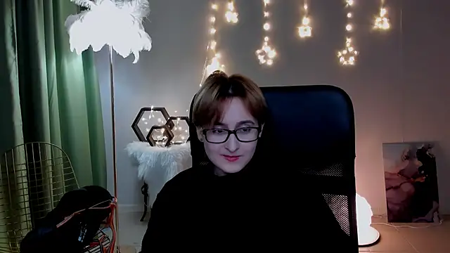 lixeluna - LixeLuna's free webcam - UK Sex Cams