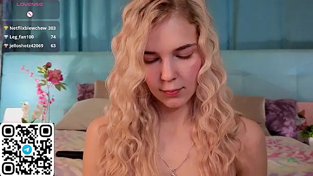 aurora_bennet (F young) - take off panties