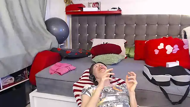 kellyterapy - Kellyterapy's free webcam - UK Sex Cams