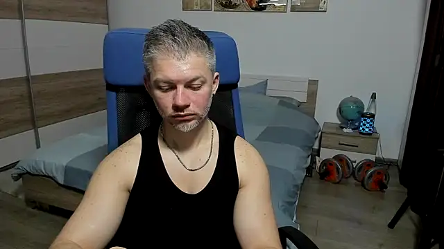 robbyshawz - RobbyShawz's free webcam