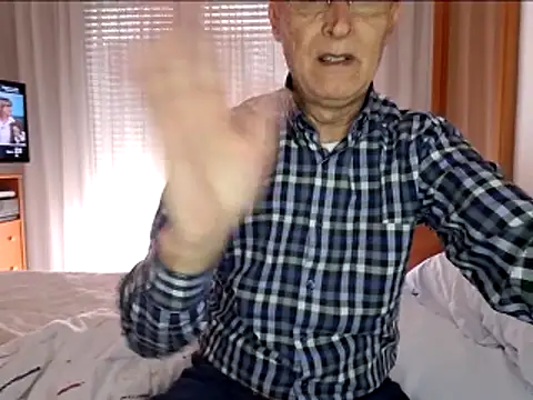 josepigual007 (M grandpa) - #big-cocks #blondes #grandpas #hd #masturbation #mobile #penis-ring #recordable-publics #skinny #small-audience #spanish #spanish-speaking #straight #uncut #white