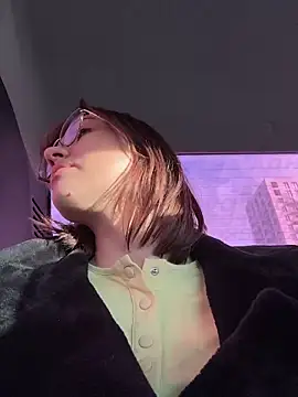 rinacat (F young) - Fuck pussy with dildo!