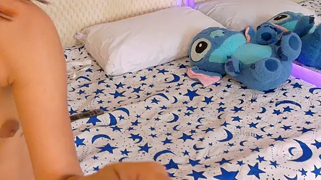 meghanmure - MeghanMure's free webcam