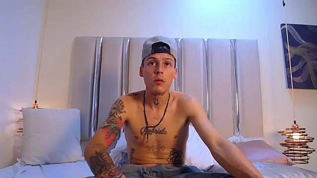 ethan_wolfe - Ethan_Wolfe's free webcam - UK Sex Cams