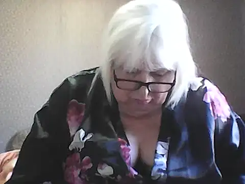 alexia64231 - Alexia64231's free webcam