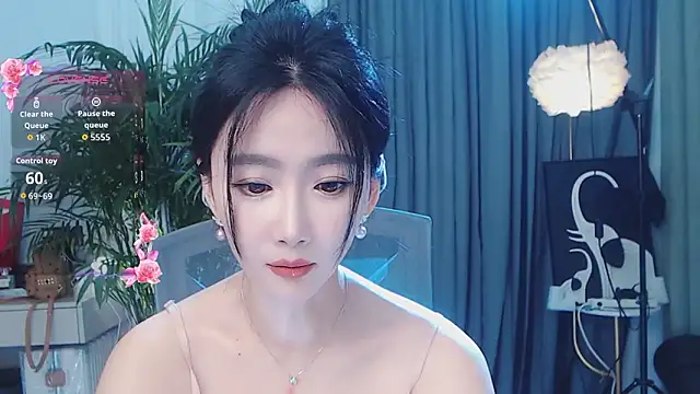 美女feifei-love在线直播