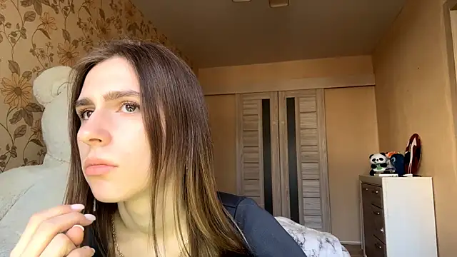 elsiekuhlmann - ElsieKuhlmann's free webcam - UK Sex Cams