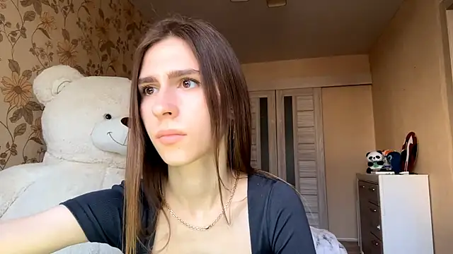 ElsieKuhlmann live sex cam