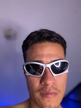 tavohot_ - TavoHot_'s free webcam - UK Sex Cams