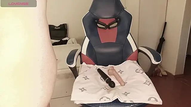 MissValday's chatroom