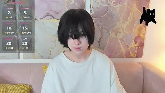 fiamoory (F teen) - squeeze your bare tits