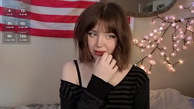 yumi_charm (F teen) - ❤Suck my fingers❤