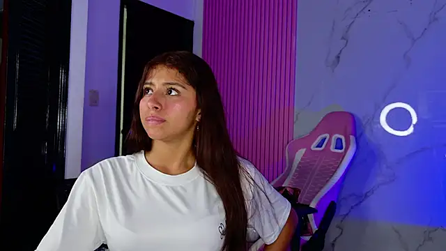 dafne17_ (F teen) - 🩷🩷off bra + flash pussy 🩷🩷