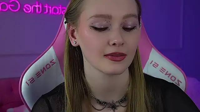 agatafoxley - AgataFoxley's free webcam - UK Sex Cams