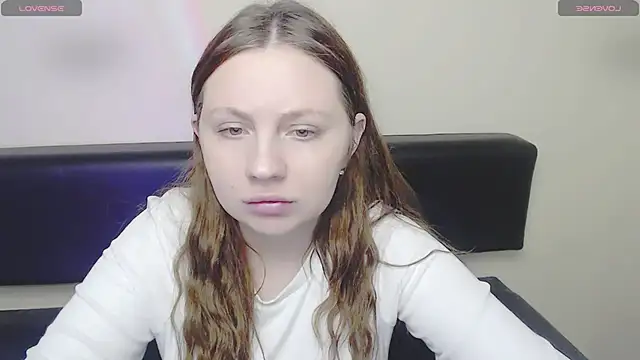 liliaermi - LiliaErmi's free webcam - UK Sex Cams