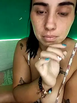 kariciasecreta webcam