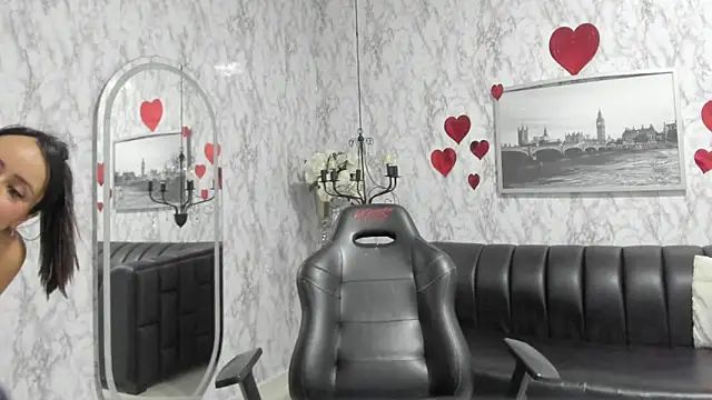 alexandramilff - AlexandraMilff's free webcam - UK Sex Cams