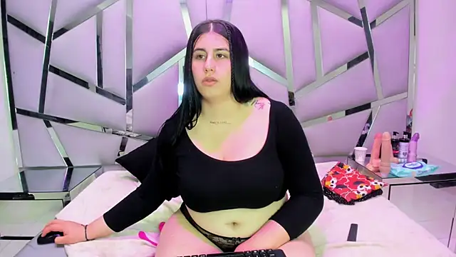 criistaal_ (F teen) - I like what I see 🔥