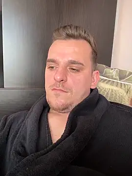 huge_cock22cm - Huge_cock22cm's free webcam - UK Sex Cams