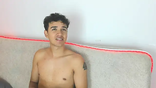 damon_kovac - Damon_Kovac's free webcam - UK Sex Cams