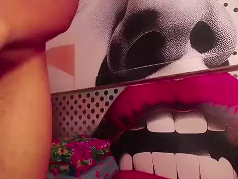 mariochams - MarioChams's free webcam