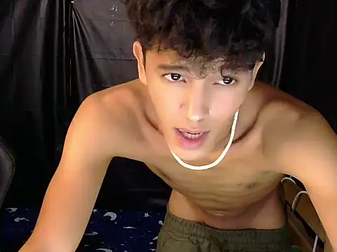 hugekenbigcock (M twink) - cum with me