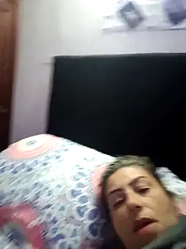 maynor_1998 (F milf) - let's fill this cup with my squirt💦