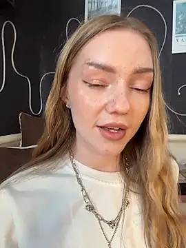 milamoone - MilaMoone's free webcam - UK Sex Cams