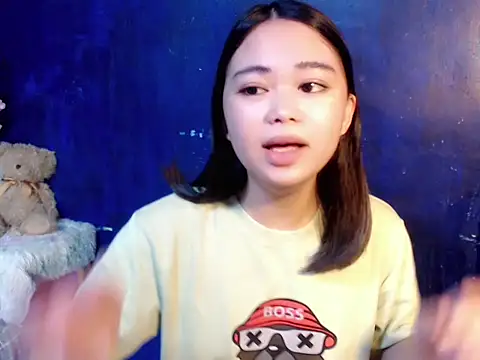 lustfullakim live sex cam