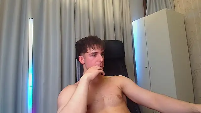 kellenwest (M twink) - cum showw