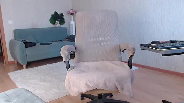 MilenochcaDiamond live sex cam