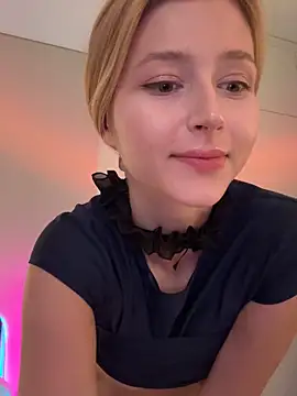 LunaRase live sex cam