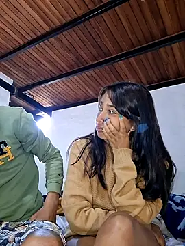 Bonnie_Clydeee live sex cam