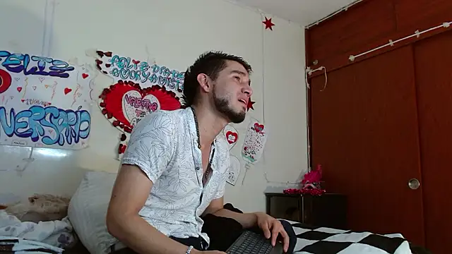 picante70_ - Picante70_'s free webcam - UK Sex Cams