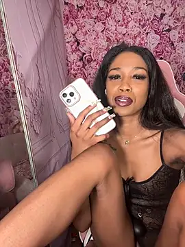 mismialove - Mismialove's free webcam - UK Sex Cams