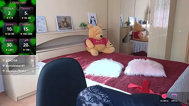 Tori_Twirl webcam stripchat model stream image