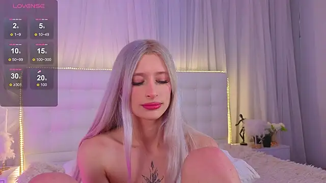 Monica_Leen live sex cam