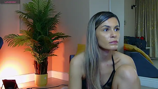 avril_cyrus (F young) - spank my ass 5x