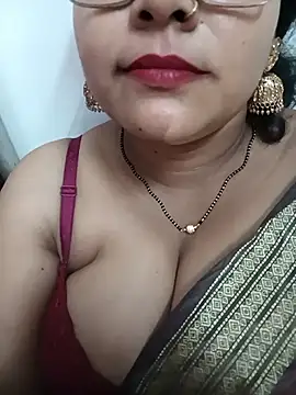 nyra-23 - Nyra-23's free webcam