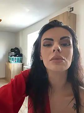 Webcam Model (wwwdddccc1) is live