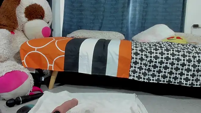 jessi_morgan (F milf) - squirt