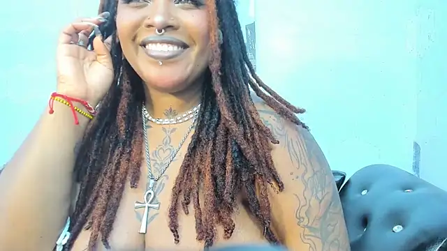 anaa_fuentess (F young) - show tits+ 2 spanks 🌻❤️‍🔥