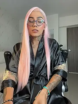 miss_tatiana_ - Miss_tatiana_'s free webcam - UK Sex Cams