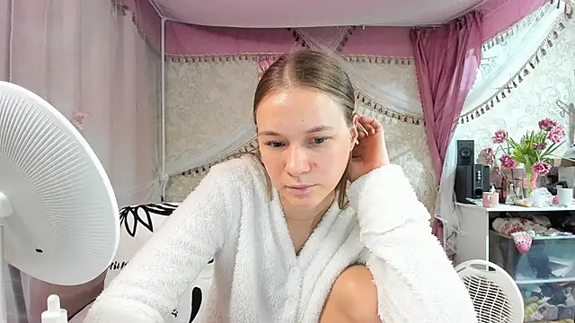 leila_bambi_ - Leila_bambi_'s free webcam - UK Sex Cams