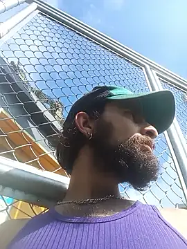 hairy_mannn (M young) - Take off my clothes