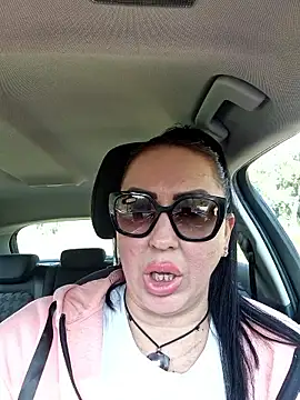 sexy-zoe (F milf) - Fingers in my pussy+squirt