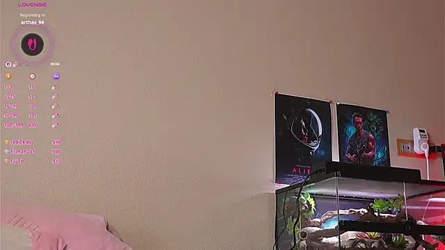 yaraaveiri - YaraAveiri's free webcam