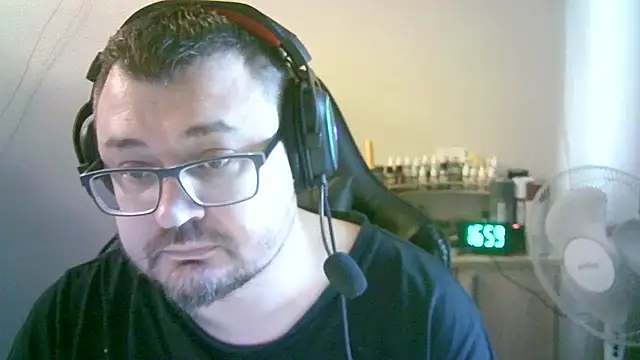 sirabuser - SirAbuser's free webcam